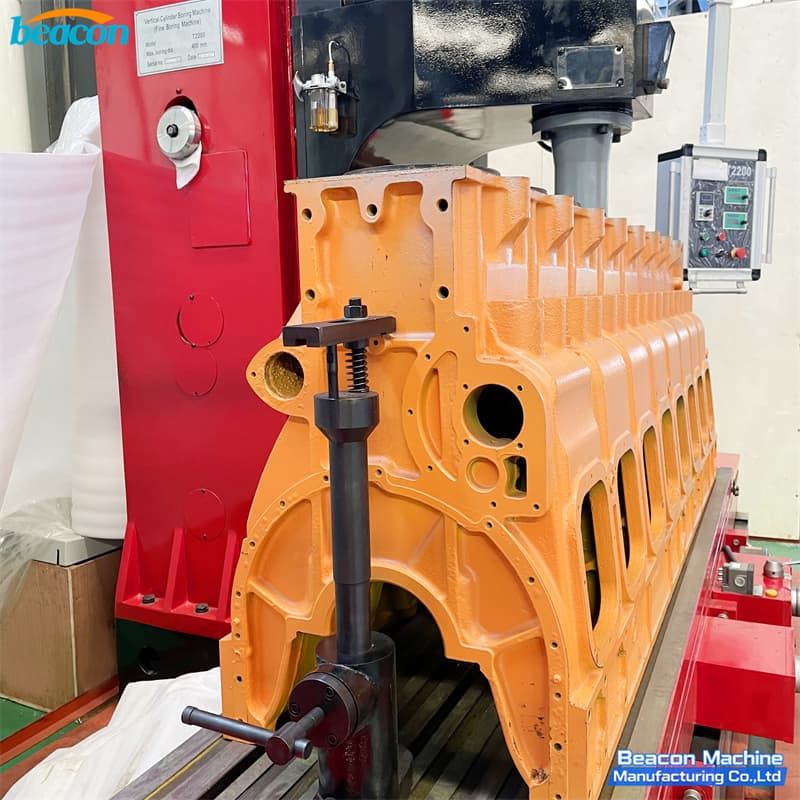 Close up of T2200 boring head for heavy duty marine engine liners Close up of T2200 boring head for heavy duty marine engine liners